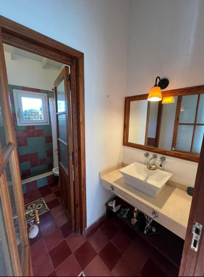 Casa de 300 m² en venta - Estancia Las Lilas, Lujan - Piscina, galeria, 1 o 2 ha