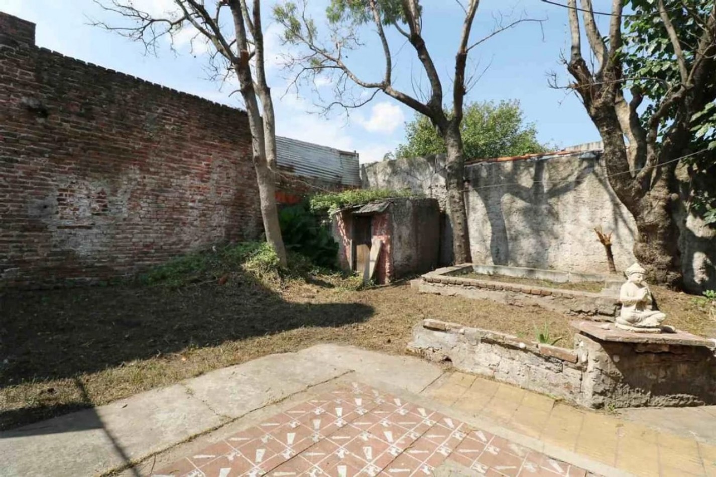 Casa 3 ambientes en Hurlingham - Acepta permuta y vehiculo como parte de pago