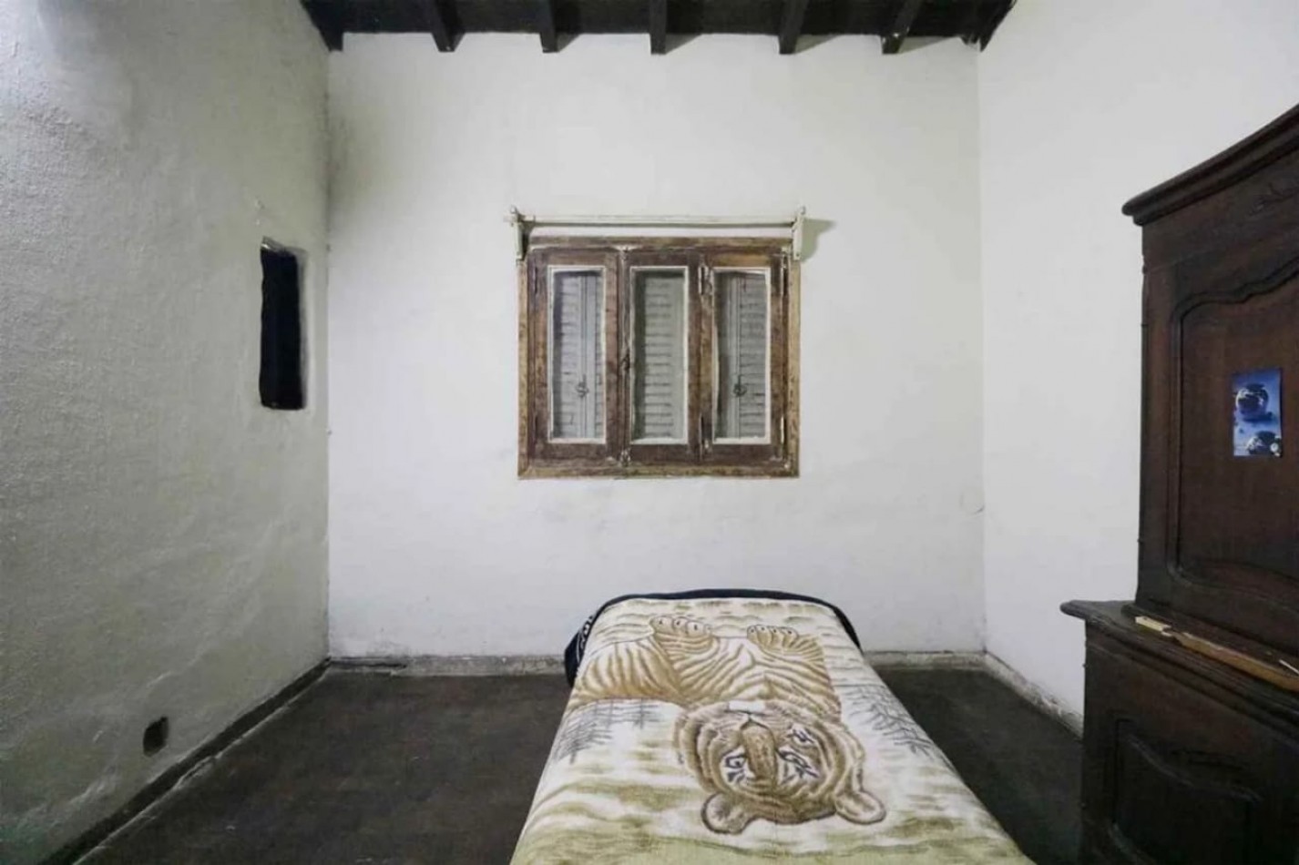 Casa 3 ambientes en Hurlingham - Acepta permuta y vehiculo como parte de pago