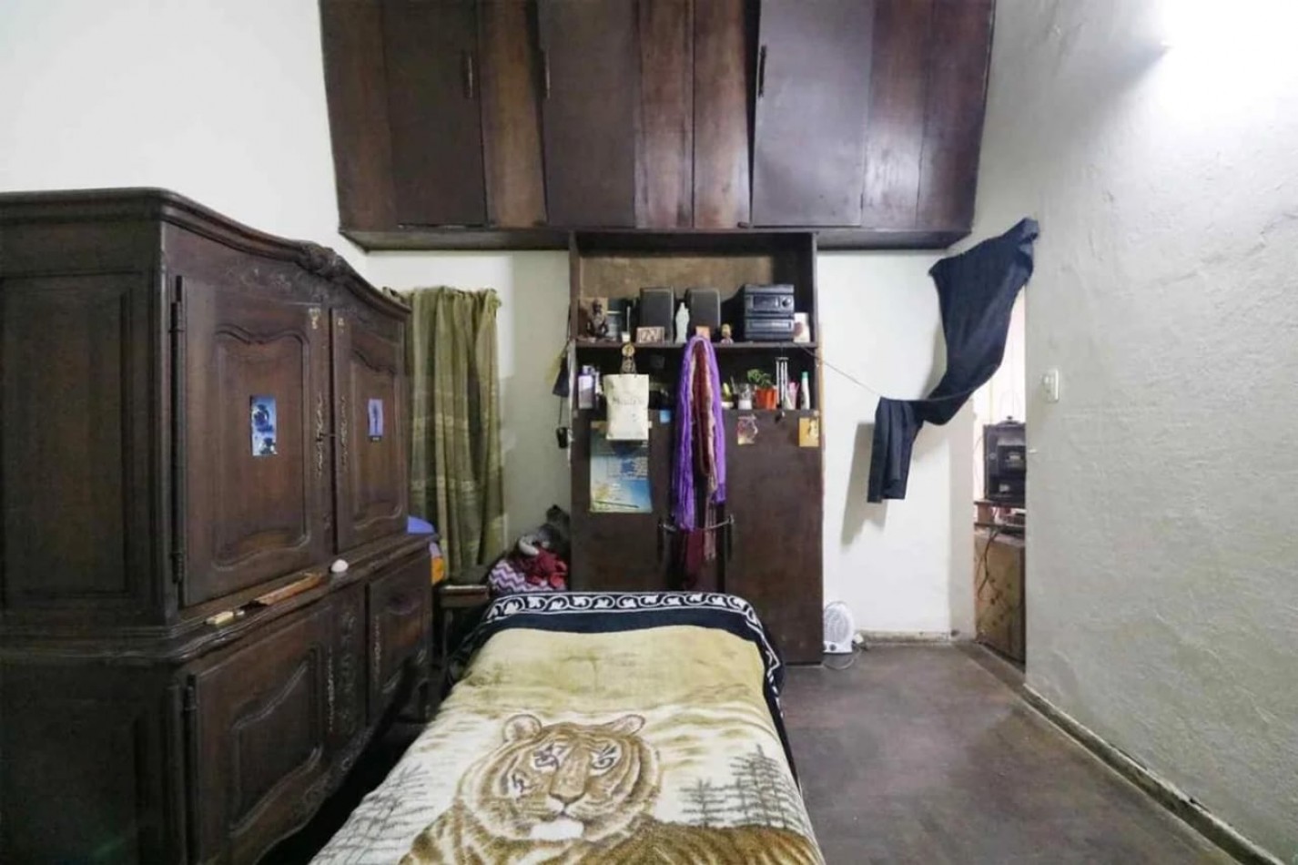 Casa 3 ambientes en Hurlingham - Acepta permuta y vehiculo como parte de pago