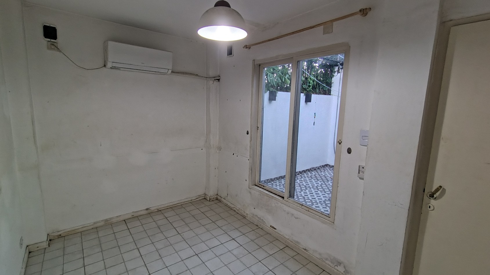 PH 3 Amb. C/COCHERA Y PATIO | 65m² | | Hurlingham