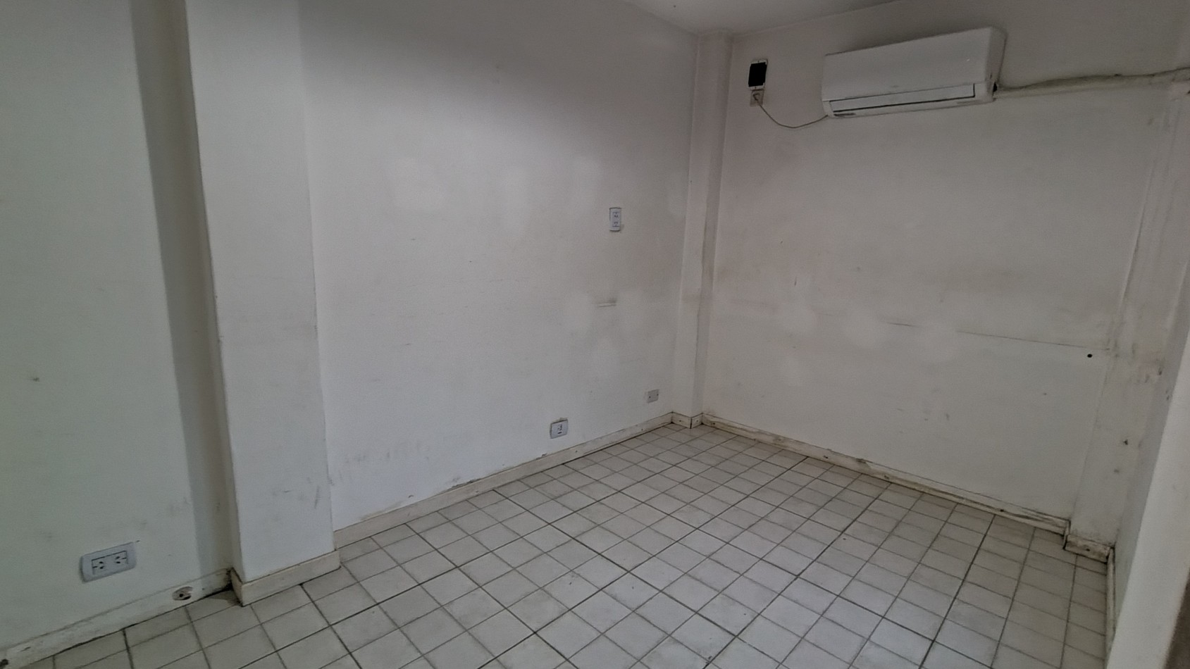 PH 3 Amb. C/COCHERA Y PATIO | 65m² | | Hurlingham