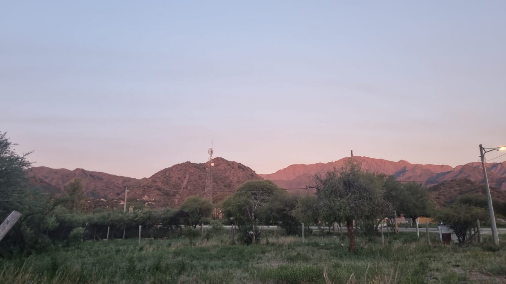 Lote 570 m² con Casa + Departamento - Villa de la Quebrada