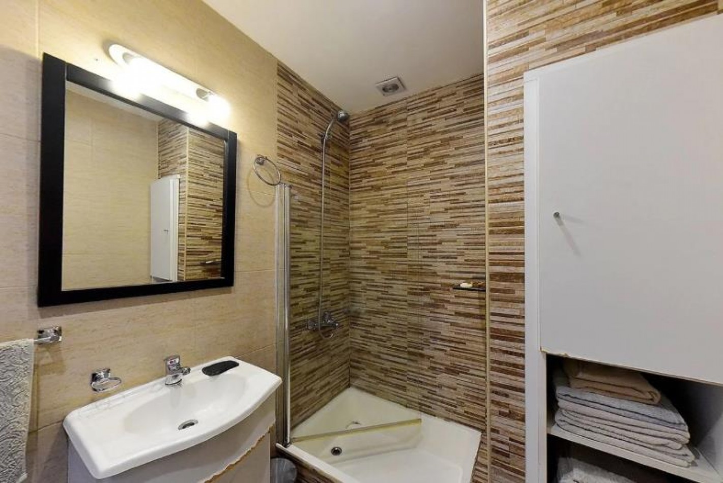 Depto 3 Ambientes con Terraza y Cochera | Lomas del Mirador | Apto Credito