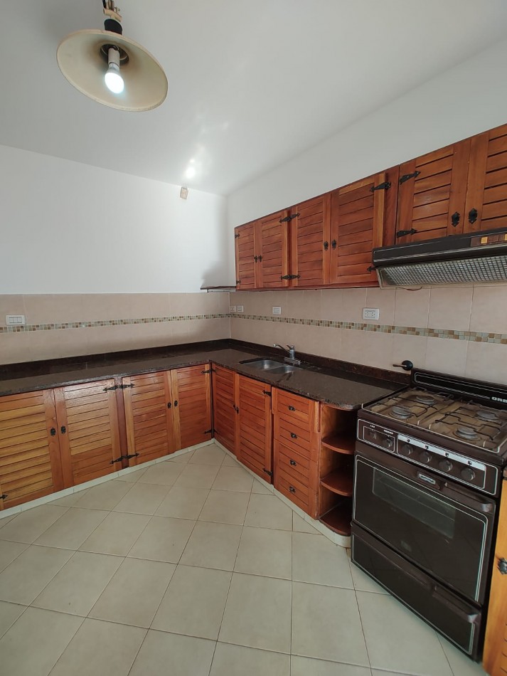 Duplex en Venta Moron 3 Ambientes con Cochera