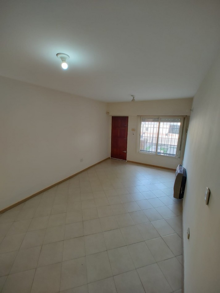 Duplex en Venta Moron 3 Ambientes con Cochera