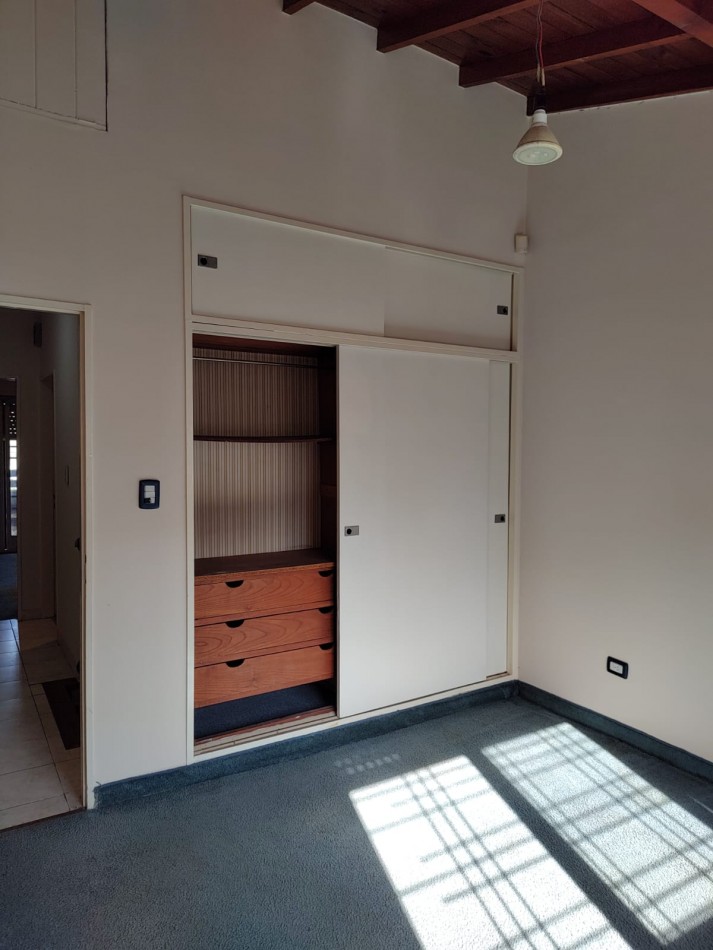 Duplex en Venta Moron 3 Ambientes con Cochera