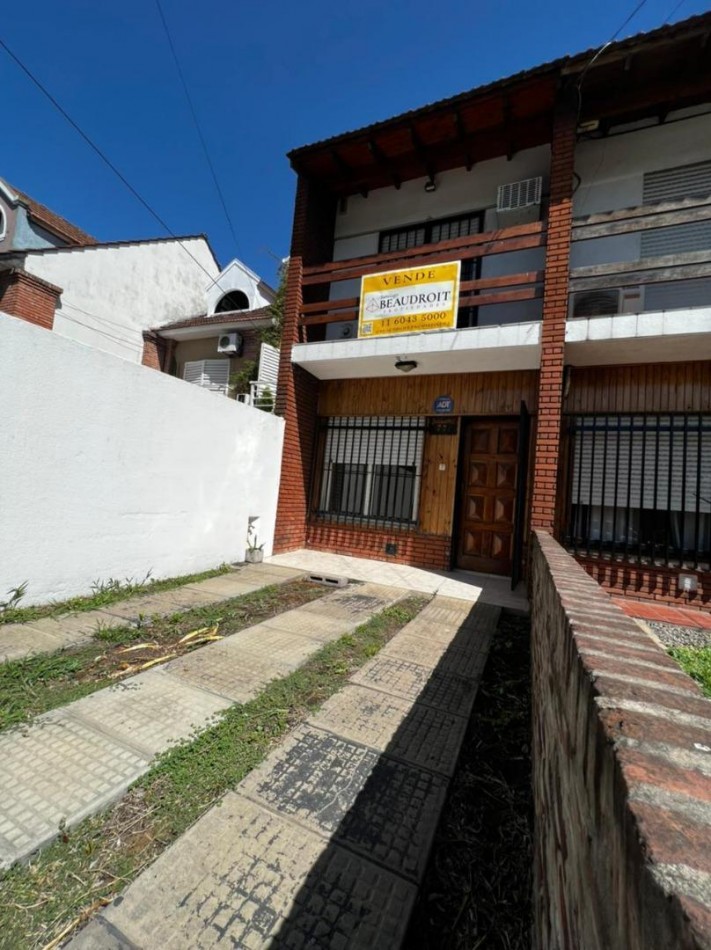 Duplex en Venta Moron 3 Ambientes con Cochera