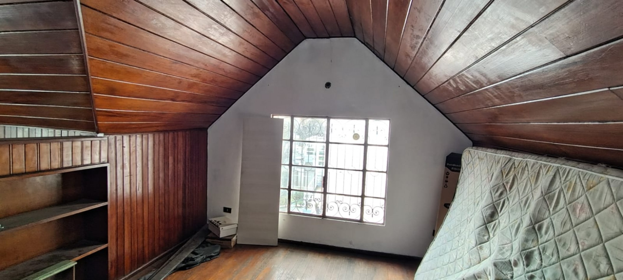 PH en Venta Moron Centro 3 Amb Cochera Apto Credito