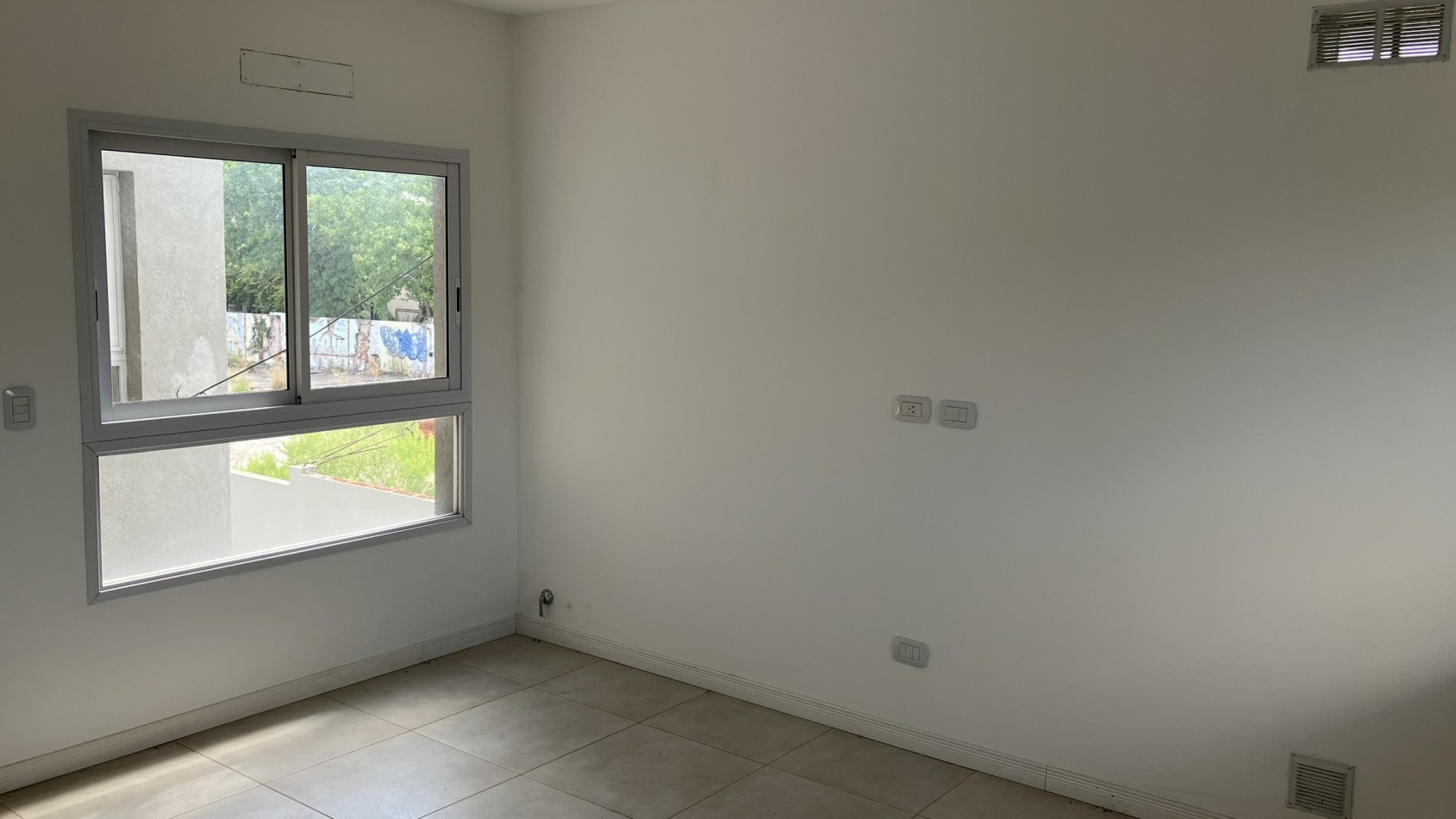 Departamento 2 ambientes a estrenar con balcon - Casuarinas 1