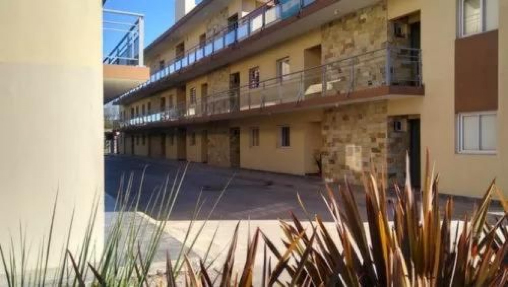 Departamento 2 Ambientes en Venta en Moreno - Edificio con Pileta, SUM y Cocheras - Ideal Inversor