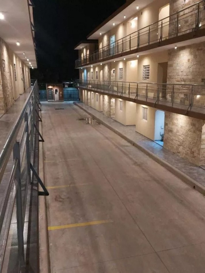 Departamento 2 Ambientes en Venta en Moreno - Edificio con Pileta, SUM y Cocheras - Ideal Inversor