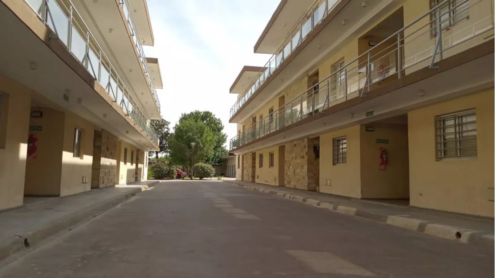 Departamento 2 Ambientes en Venta en Moreno - Edificio con Pileta, SUM y Cocheras - Ideal Inversor