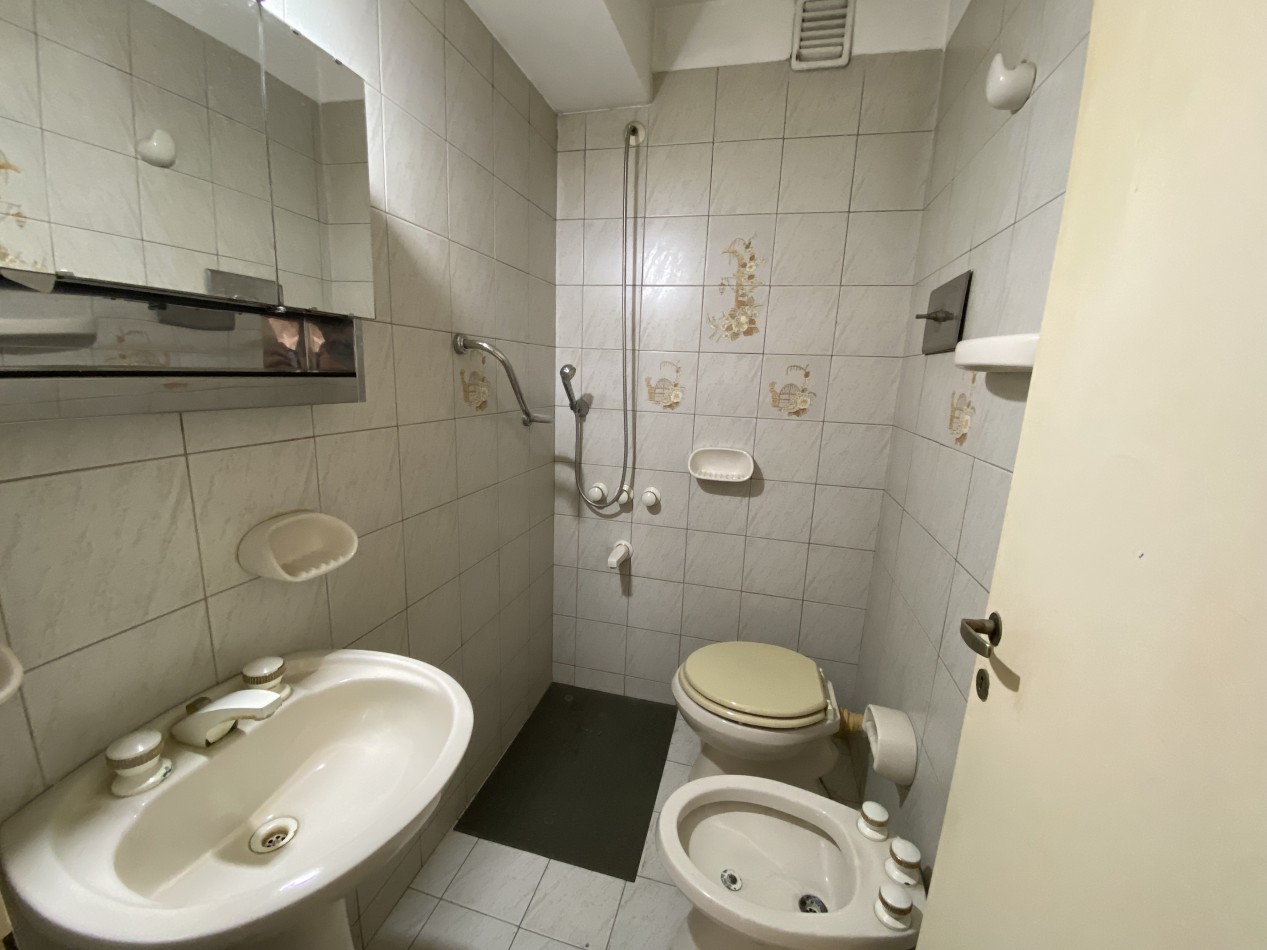 Alquiler Departamento 3 Ambientes En Moron Centro Con Balcon