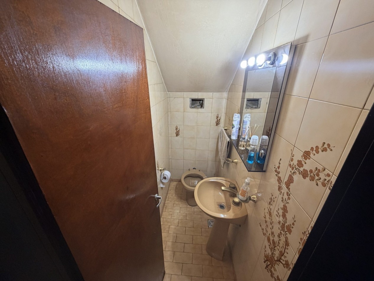 Duplex en venta de 4 dormitorios en Castelar | Cochera, parque y excelente ubicacion