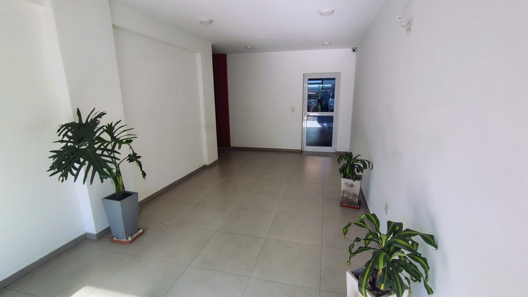 2 ambientes Moron con cochera Oportunidad