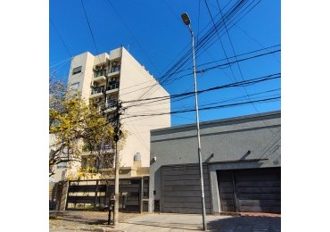 VENTA EN BLOCK - IDEAL CONSTRUCTOR / INVERSOR - MORON SUR