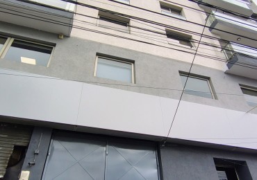 Oficina 2 Ambientes Exclusiva en Edificio Roca 1276 - Hurlingham Centro